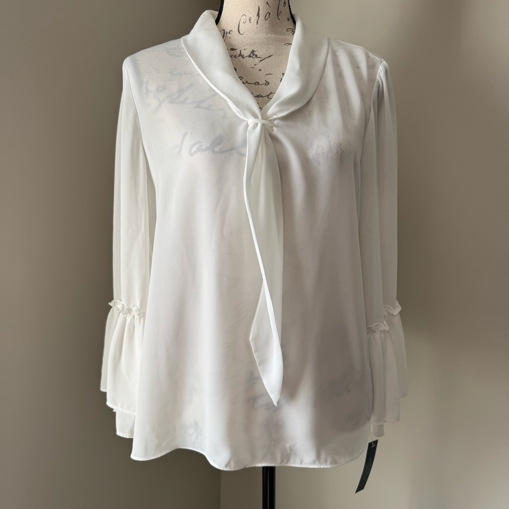 Tahari ASL White Ruffled Tie Front Blouse NWT Size PM